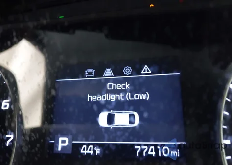 2020 Kia Forte Lxs z USA, uszkodzony, nr VIN 3KPF24AD7LE183776